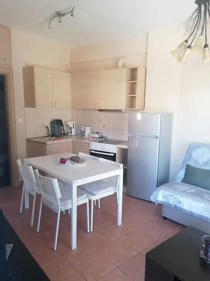 Enoikiazomena Diamerismtata Giannakoudis Νο1 Nikiti  Apartamento