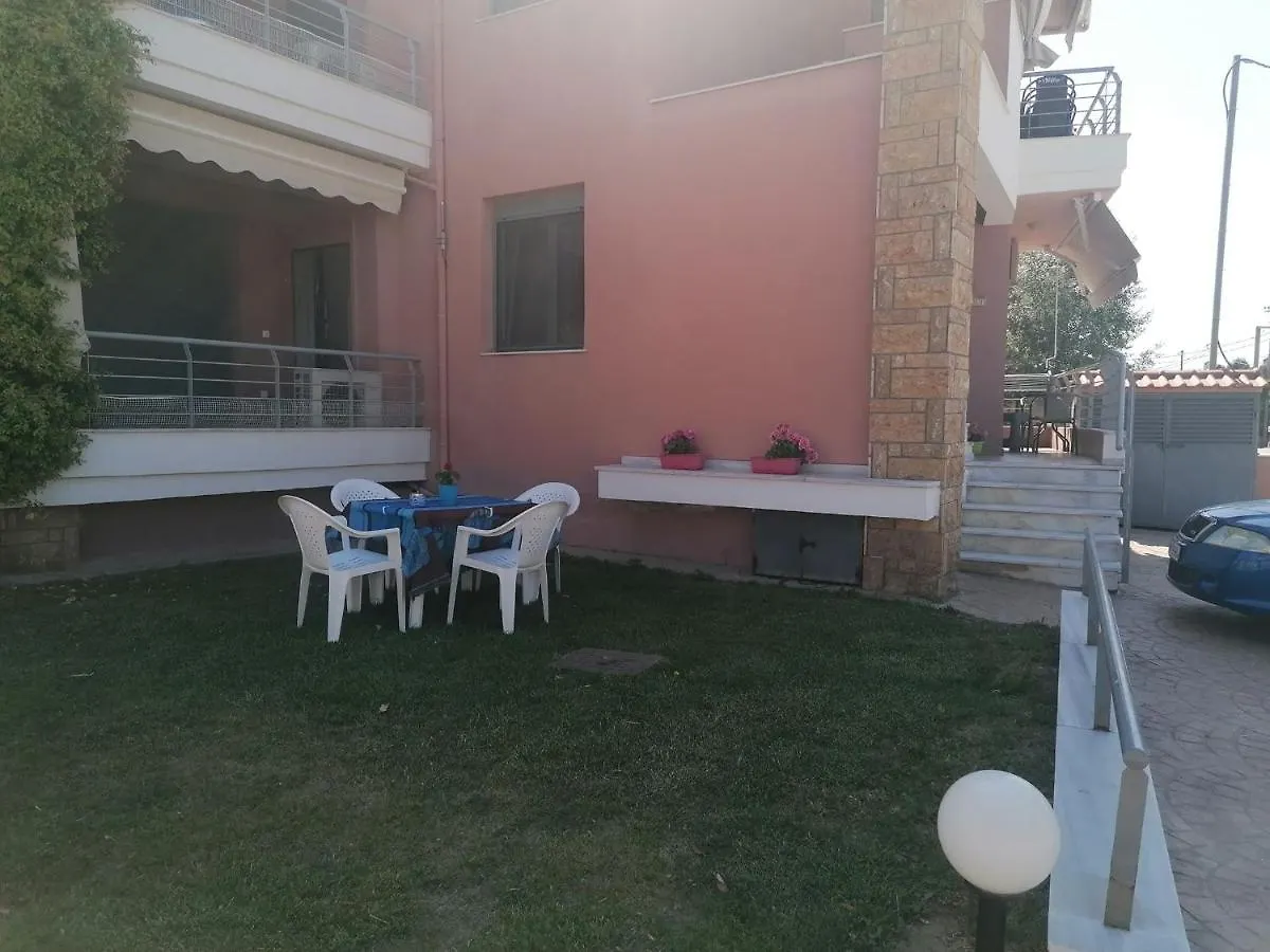Apartamento Enoikiazomena Diamerismtata Giannakoudis Νο1 Nikiti